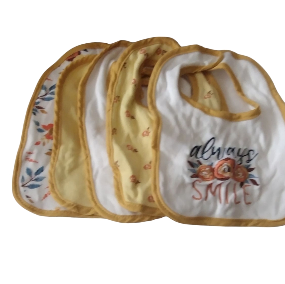 Euc Like New Baby Bib Lot